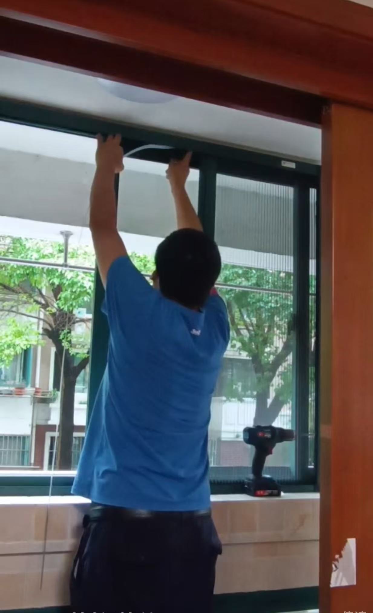 老窗煥新記：韋柏紗窗與復泰華庭的溫柔相遇